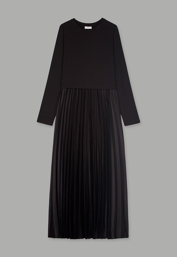 Choice Solid Pleated Maxi Dress Black