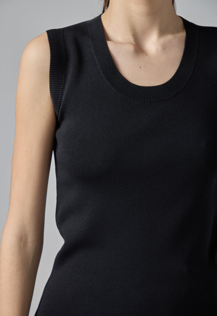 Choice Basic Round Neck Sleeveless Top Black