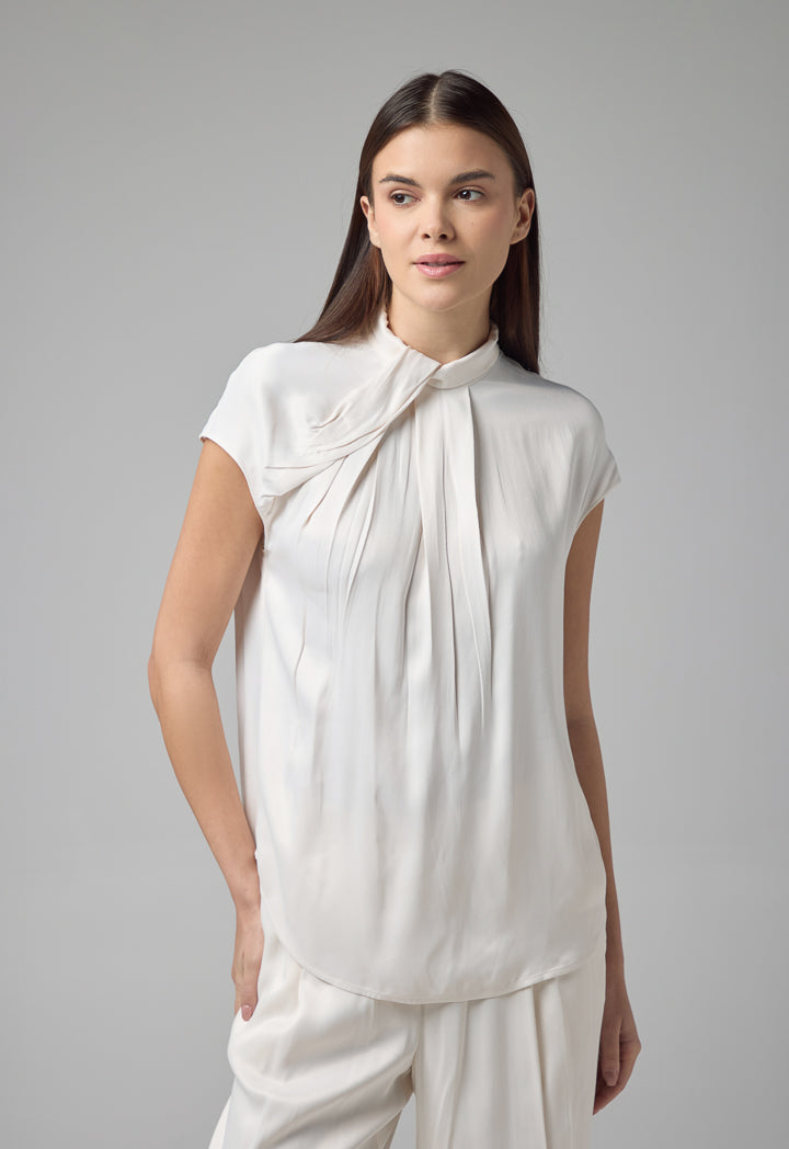 Choice Sleeveless Pleated Blouse Cream