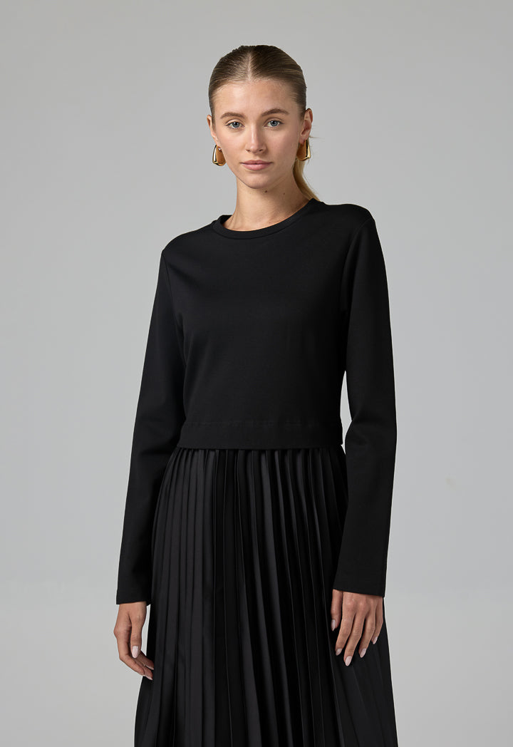 Choice Solid Pleated Maxi Dress Black