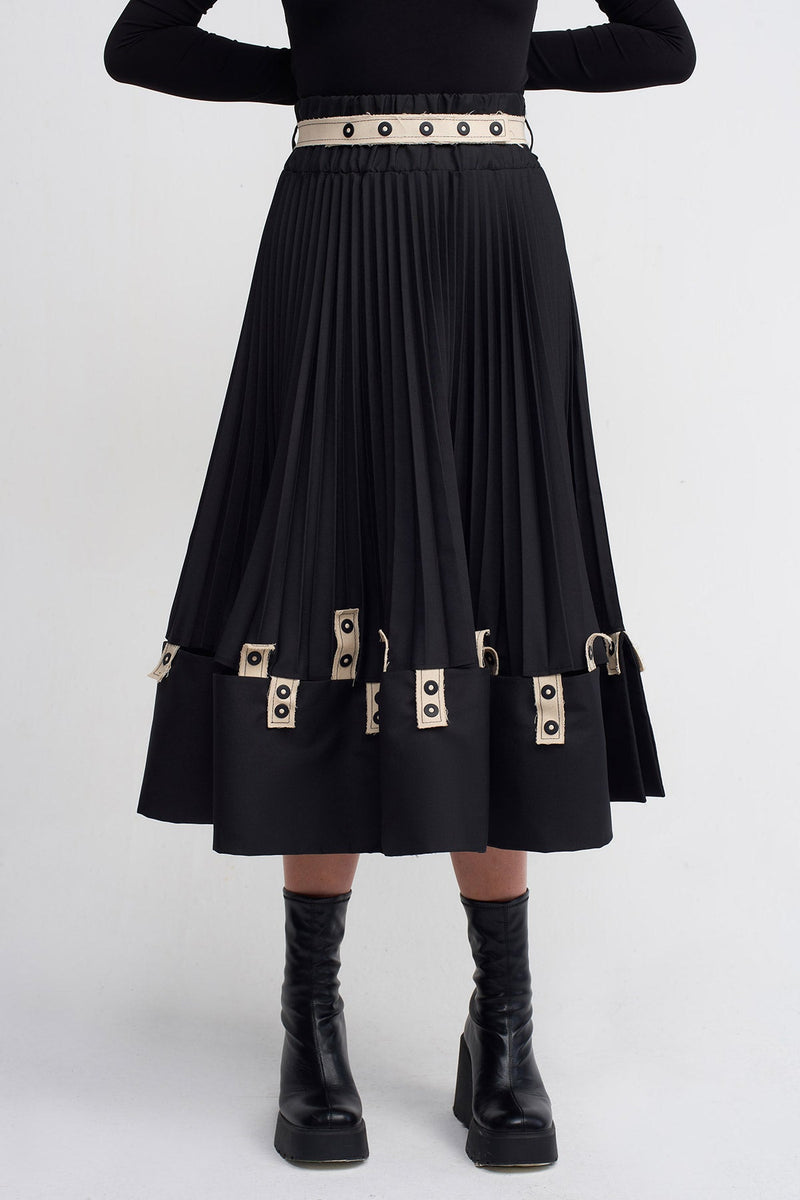 Nu Snap Detail Pleated Skirt Natural/Black