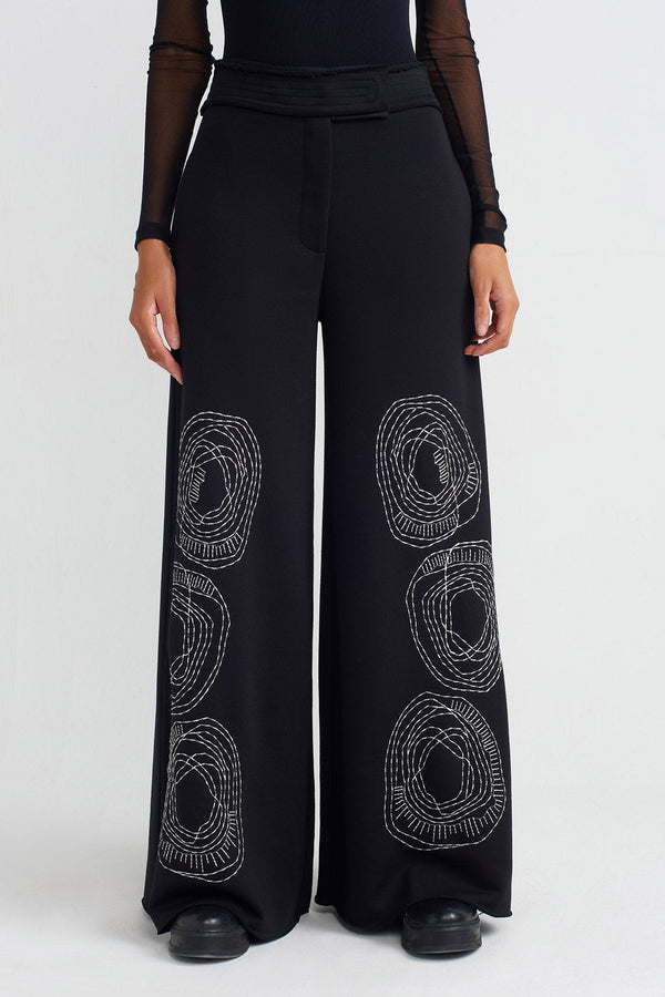 Nu Embroidered Wide-Leg Trousers Black/Offwhite