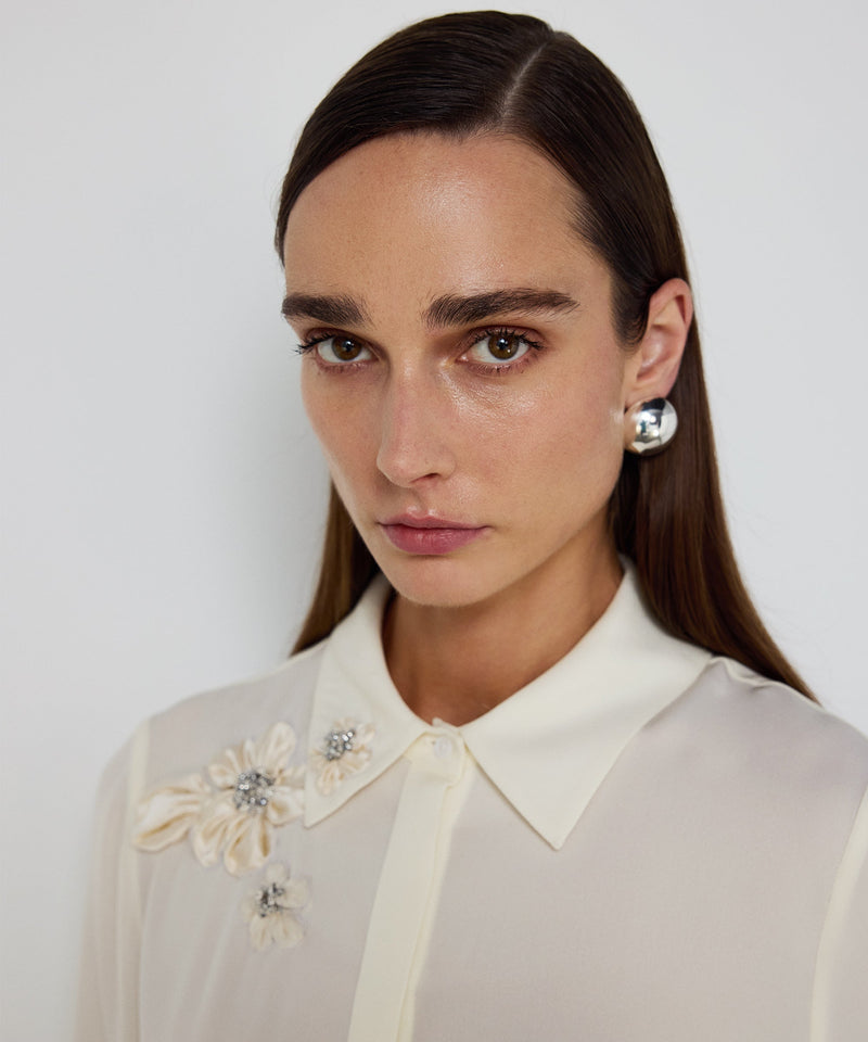 Machka Floral-Appliqué Silk Blouse Ecru