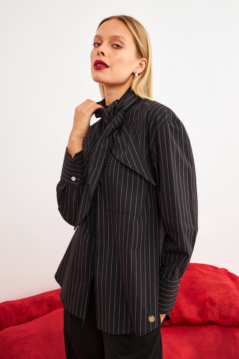 Setre Collar Detailed Striped Shirt Black