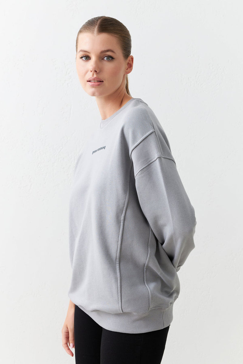 Setre Print And Crew Neck Shoulder Detailed Sweatshirt Grey