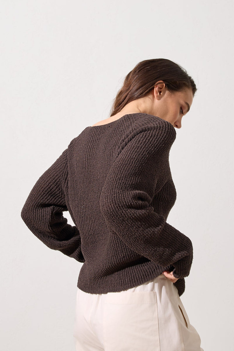 Setre Wide Neck Relaxed Cut Knit Blouse Brown