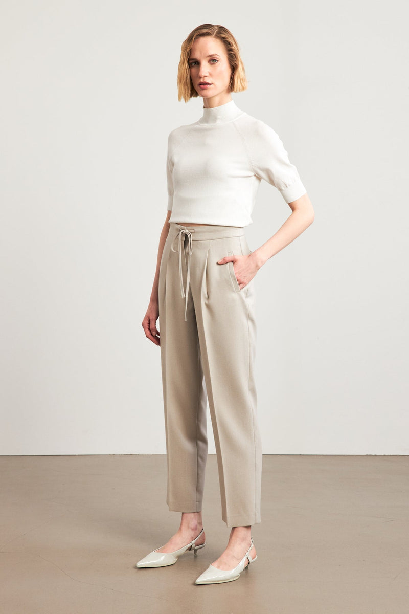 Setre Relaxed Cut Tie-Down Trousers Beige