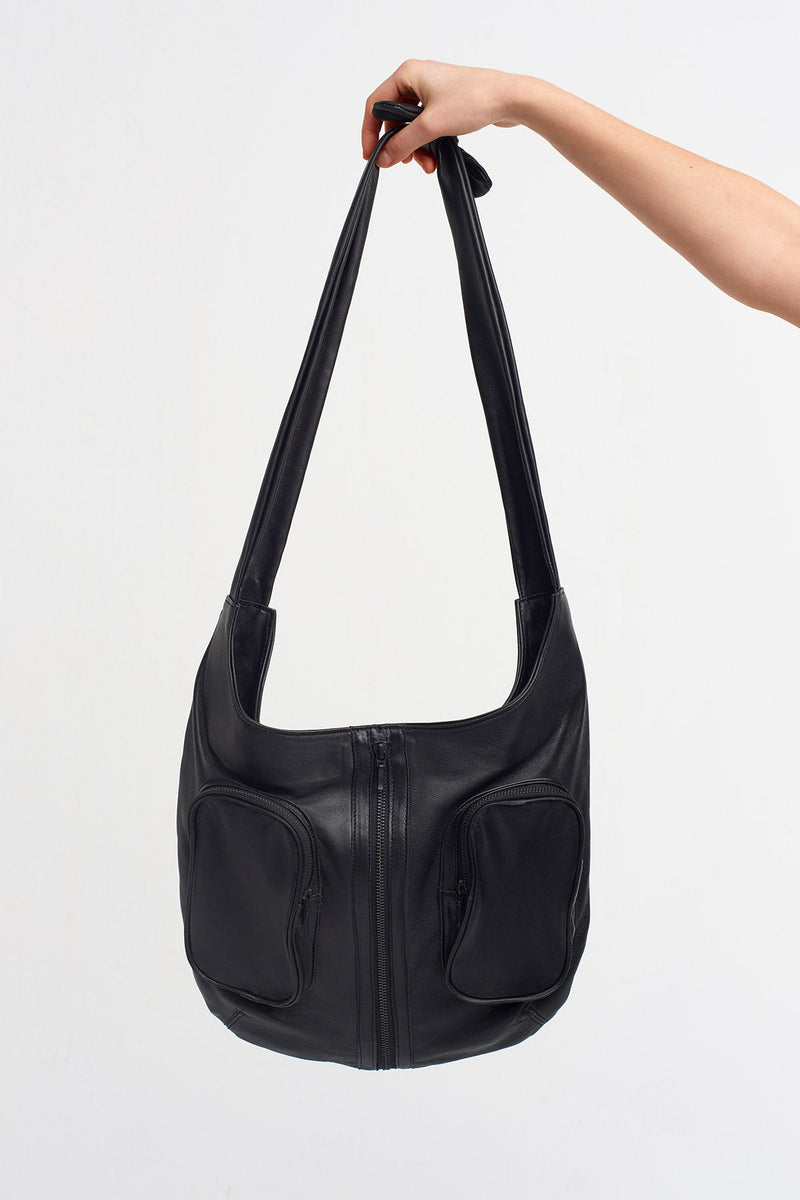 Nu Leather Shoulder Bag Black