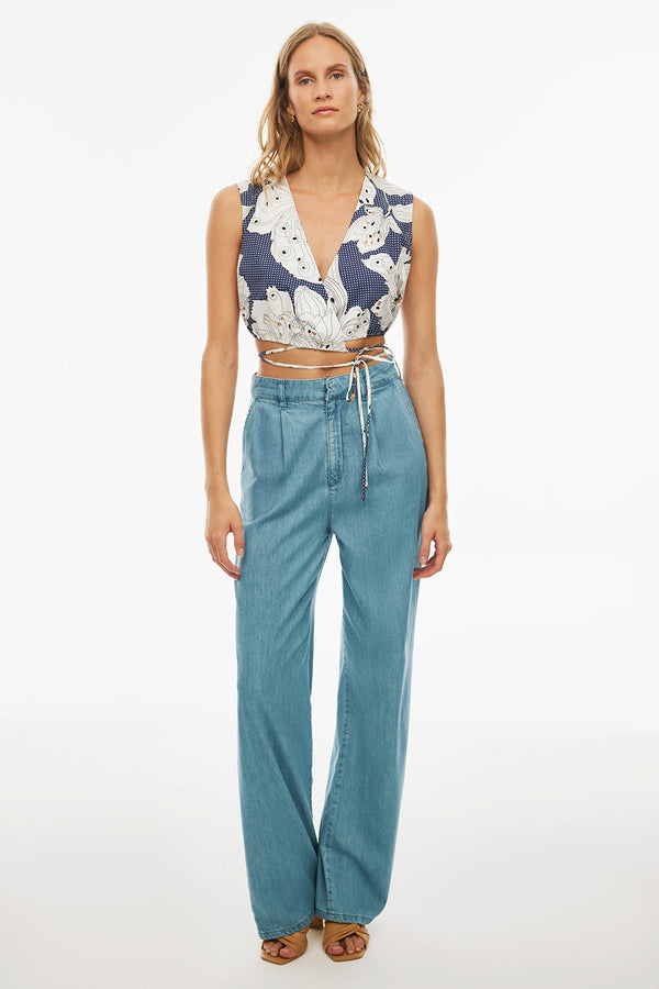 Perspective Cache Coeur Crop Floral Blouse Indigo/White