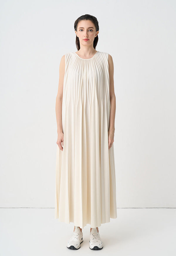 Choice Solid Maxi Pleated Sleeveless Dress Cream