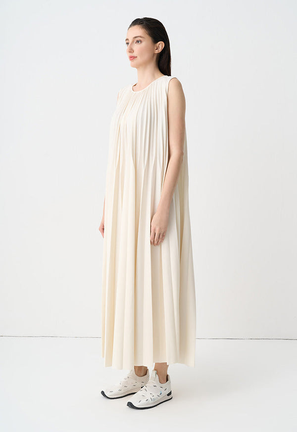 Choice Solid Maxi Pleated Sleeveless Dress Cream