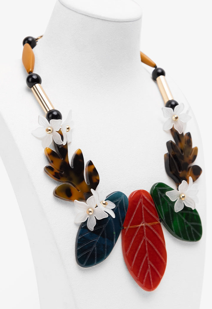 Choice Multicolored Leaves Necklace Multi Color
