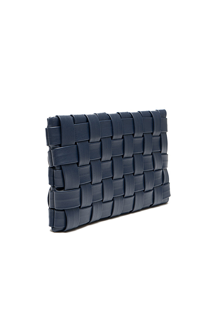 Choice Basket Weave Bag With Chain String Navy