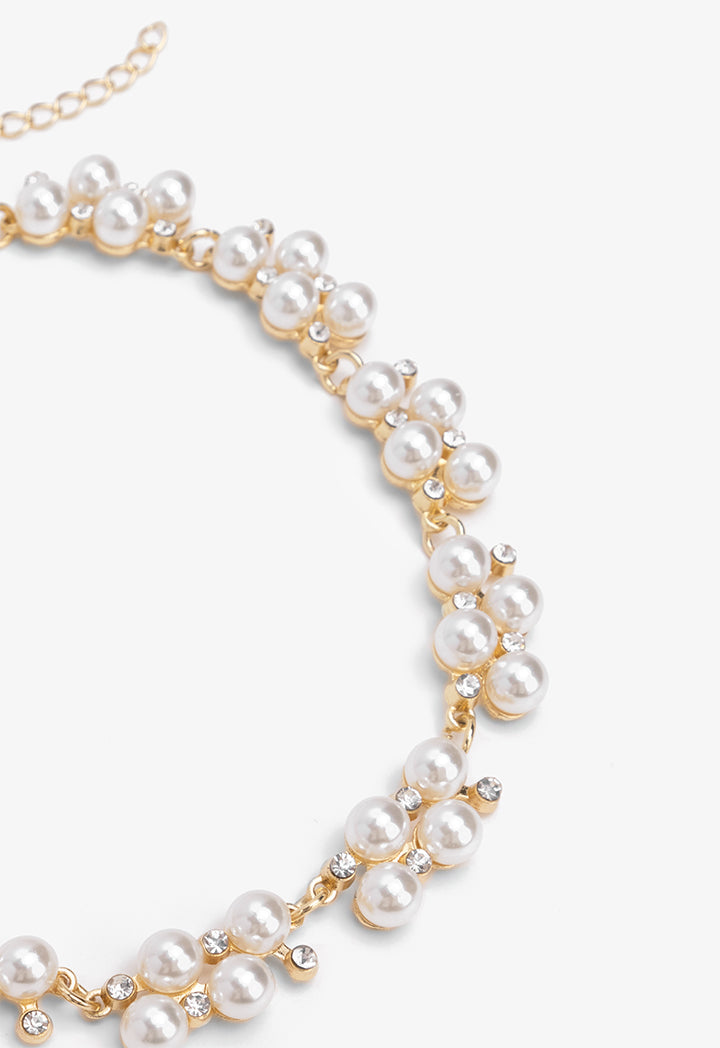 Choice Crystal And Faux Pearls Embellished Necklace White