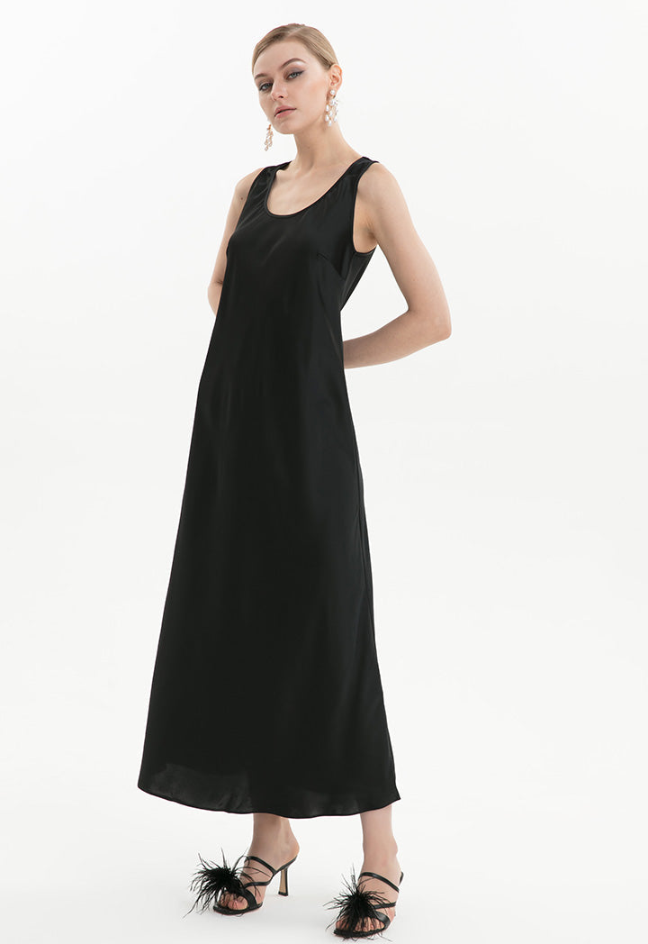 Choice Solid Sleeveless Dress Black