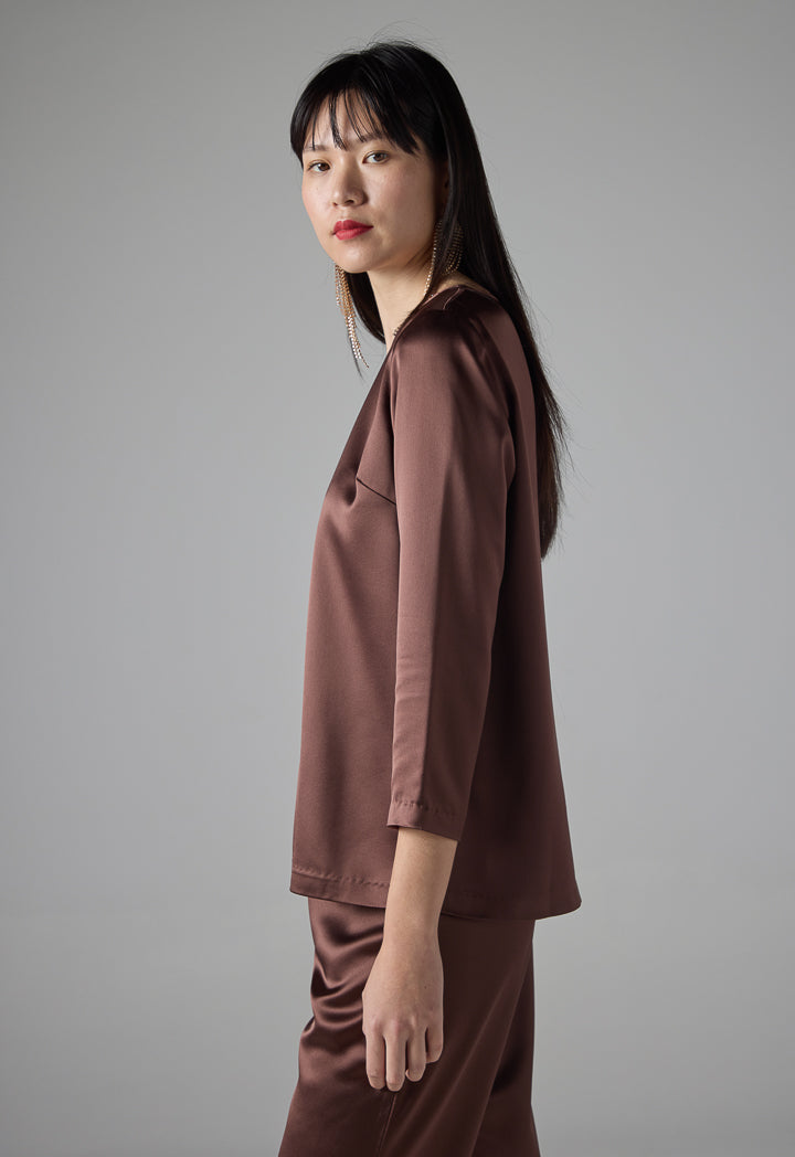 Choice Round Neck Basic Blouse Brown