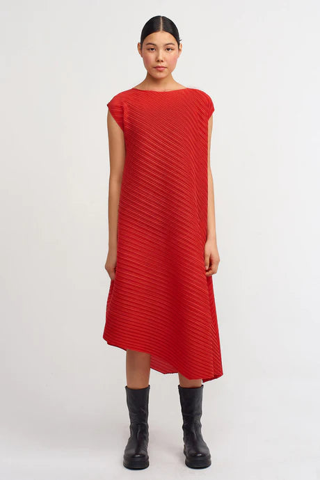 Nu Electric Pleated Solid A-Line Dress Red