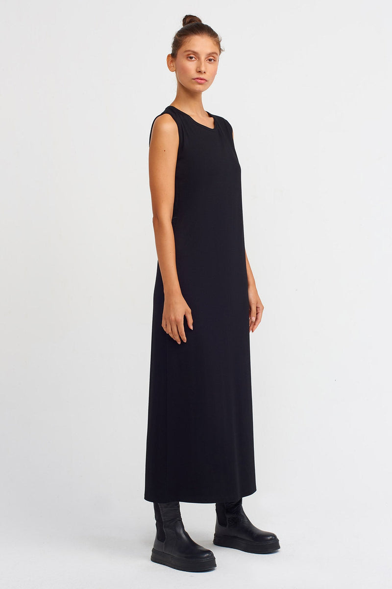 Nu Straight Cut Knitted Maxi Dress Black