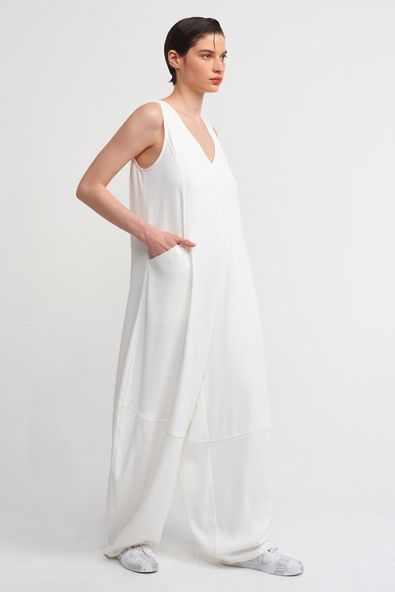 Nu V-Neck Loose Jumpsuit Off White