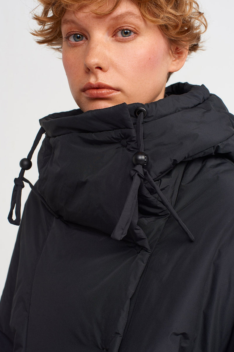 Nu Hooded Padded Short Jacket Black