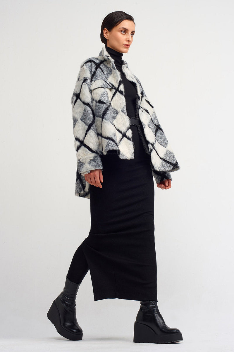 Nu Multicolor Square Pattern Short Coat Black-White