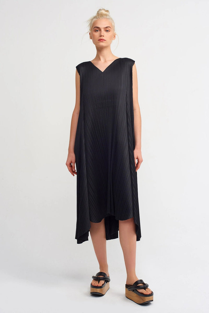 Nu Pleated Midi Dress Black