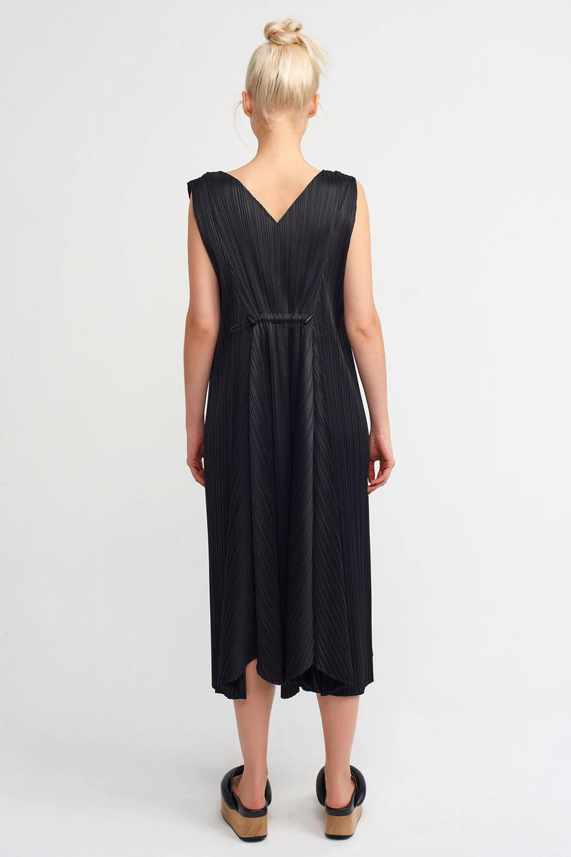 Nu Pleated Midi Dress Black