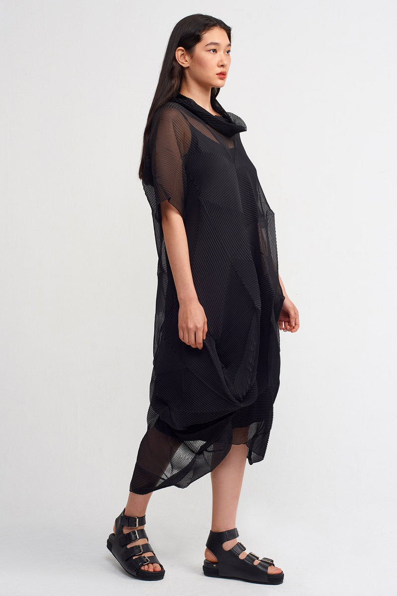 Nu Pleated Patch Detail Dress Black