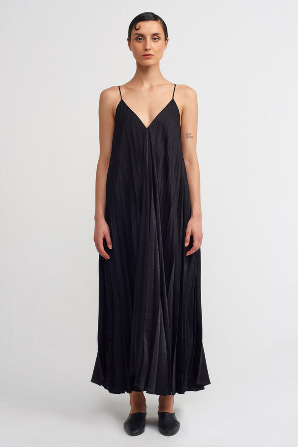 Nu Spaghetti Strap Pleated Long Dress Black